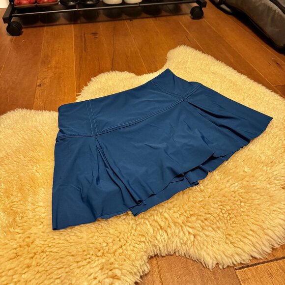 Lululemon Golf Skort | Deep Blue | Size 8 | EUC | Built-In Shorts with Pockets - Picture 1 of 6